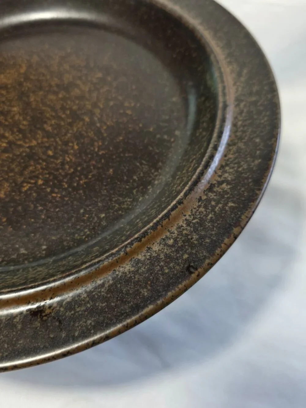 ONE Arabia of Finland Rushka Dinner Plate Light & Dark Brown Spotted